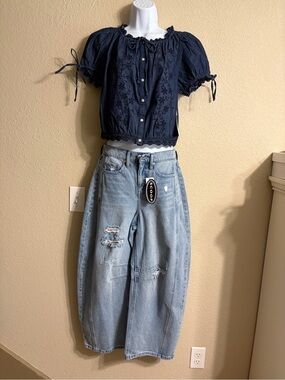 Buy the pant & get the top Free! 
Scoop + Free Assembly The perfect set!